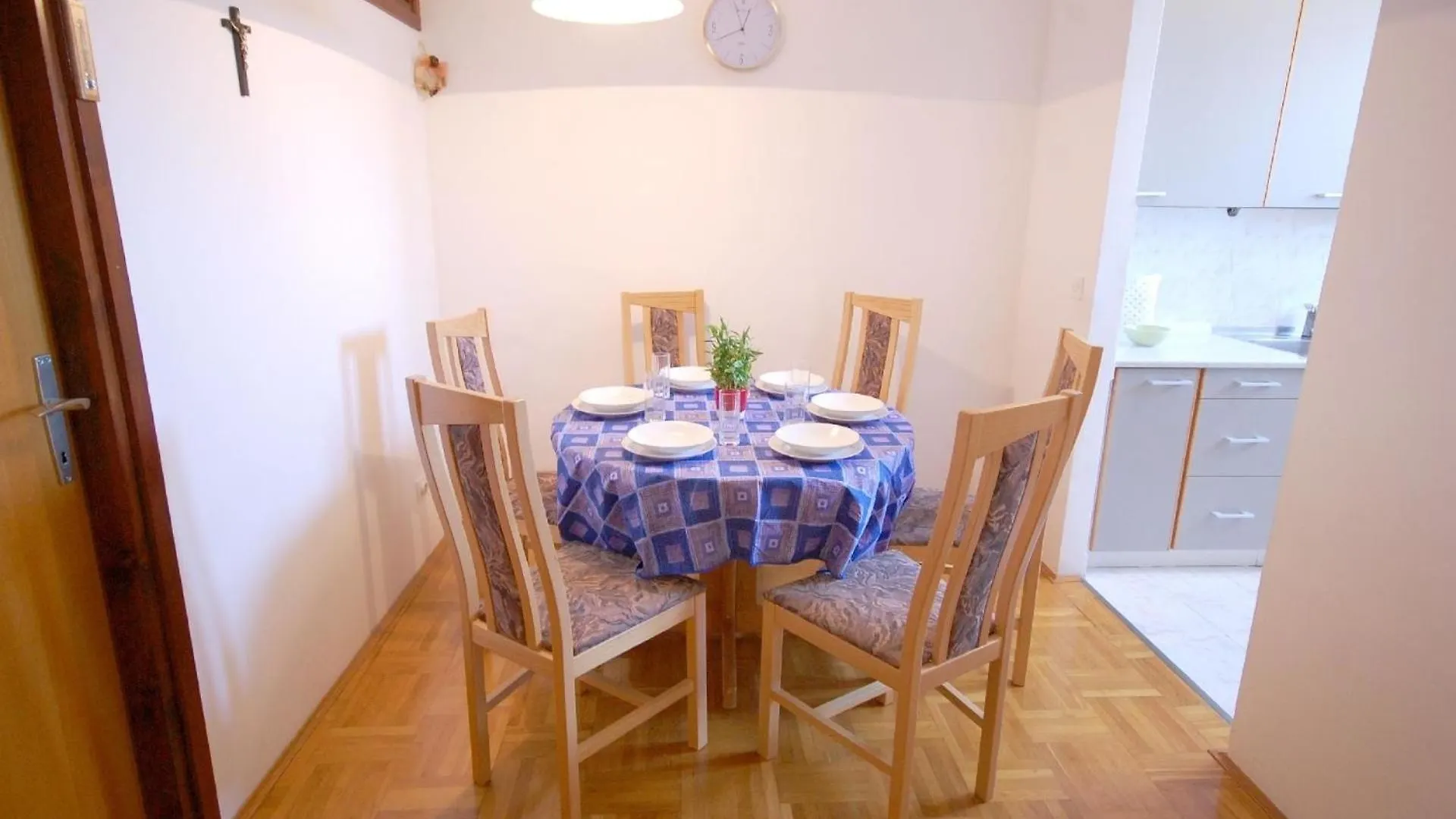 Ferienwohnung Fuer 4 Personen Ca 50 Qm In Njivice, Kvarner Bucht Krk Croatia