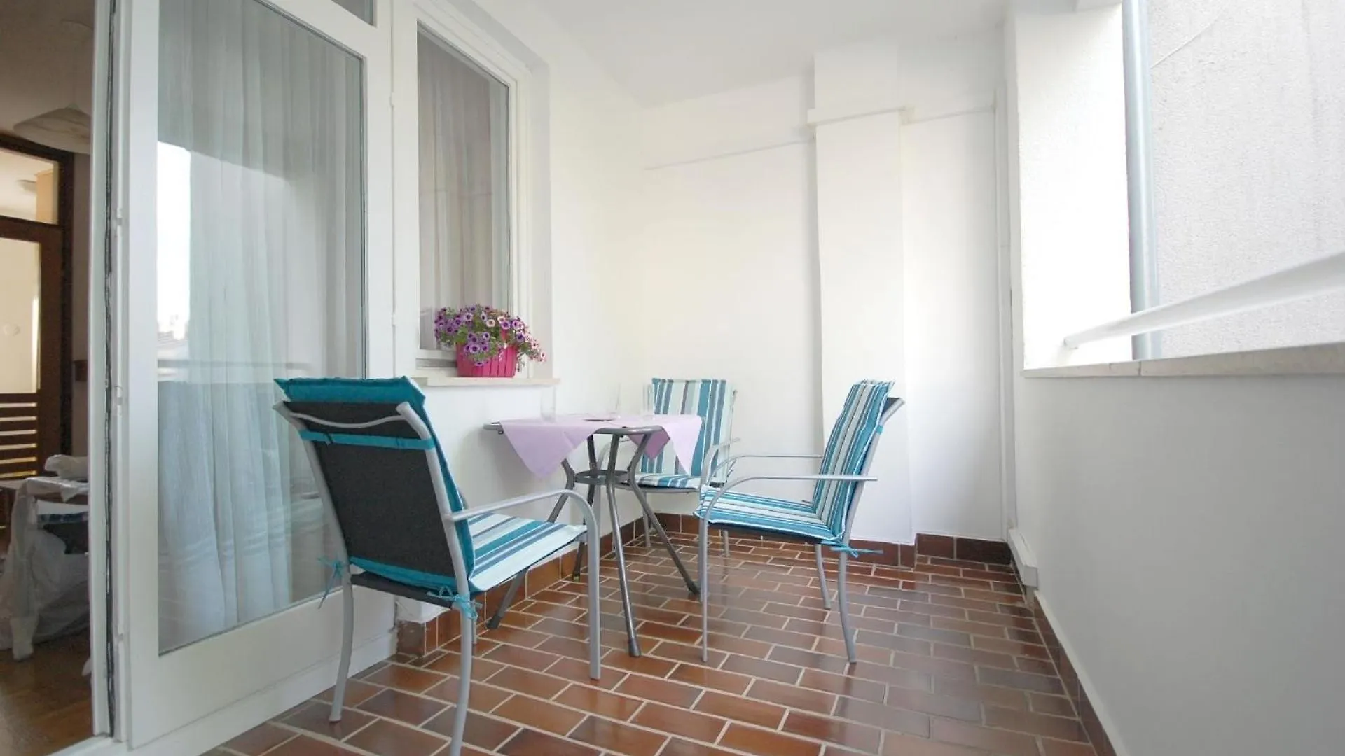 Ferienwohnung Fuer 4 Personen Ca 50 Qm In Njivice, Kvarner Bucht Krk